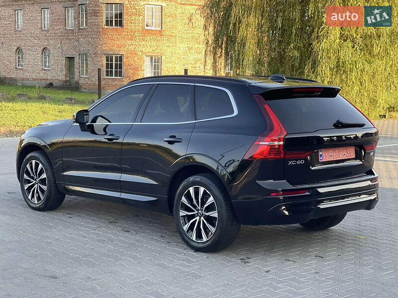 Позашляховик / Кросовер Volvo XC60 2023 в Чернівцях фото 4 Позашляховик / Кросовер Volvo XC60 2023 в Чернівцях