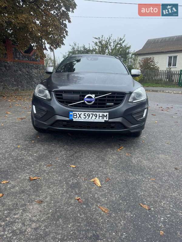Внедорожник / Кроссовер Volvo XC60 2014 в Полонном