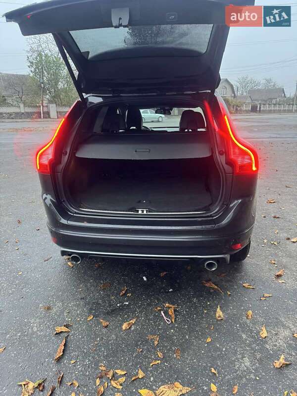 Внедорожник / Кроссовер Volvo XC60 2014 в Полонном