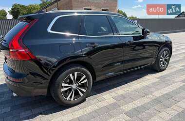 Позашляховик / Кросовер Volvo XC60 2019 в  фото 4 Позашляховик / Кросовер Volvo XC60 2019 в