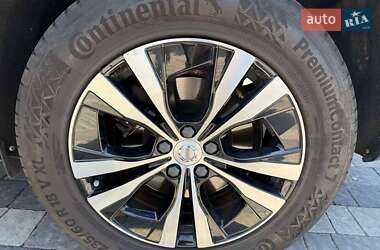 Позашляховик / Кросовер Volvo XC60 2019 в  фото 9 Позашляховик / Кросовер Volvo XC60 2019 в