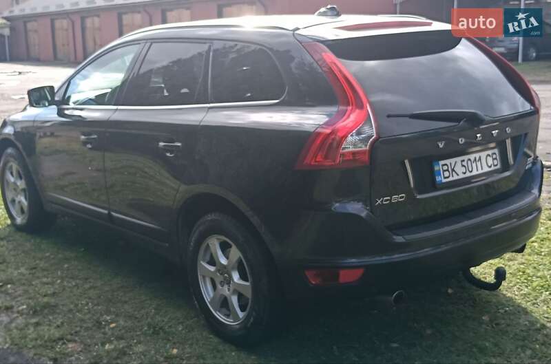 Позашляховик / Кросовер Volvo XC60 2011 в Рівному