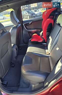 Позашляховик / Кросовер Volvo XC60 2015 в Львові
