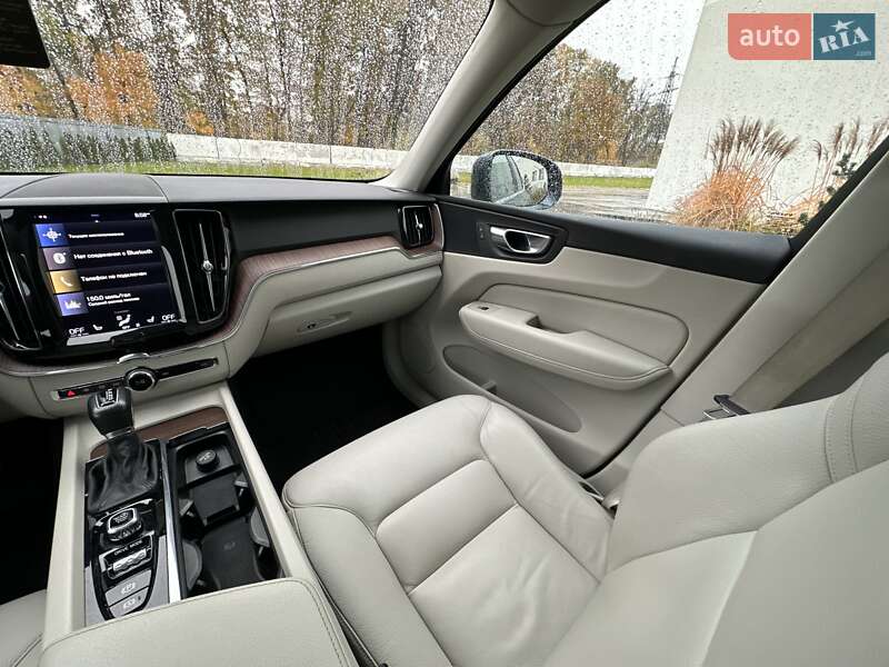Внедорожник / Кроссовер Volvo XC60 2020 в Луцке фото 26 Внедорожник / Кроссовер Volvo XC60 2020 в Луцке