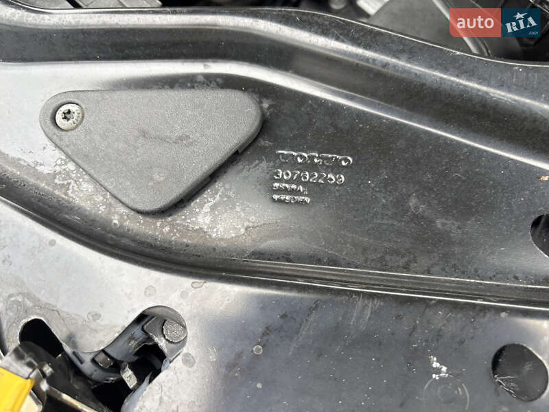 Позашляховик / Кросовер Volvo XC60 2016 в Косові фото 55 Позашляховик / Кросовер Volvo XC60 2016 в Косові