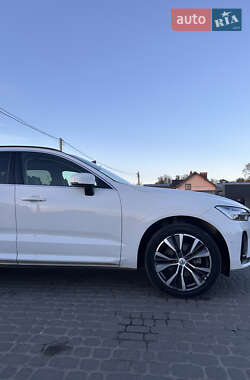 Внедорожник / Кроссовер Volvo XC60 2022 в Львове
