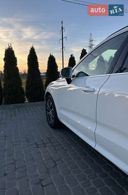 Внедорожник / Кроссовер Volvo XC60 2022 в Львове