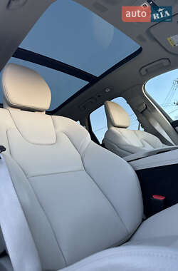 Внедорожник / Кроссовер Volvo XC60 2022 в Львове