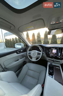 Внедорожник / Кроссовер Volvo XC60 2022 в Львове