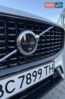 Внедорожник / Кроссовер Volvo XC60 2022 в Львове