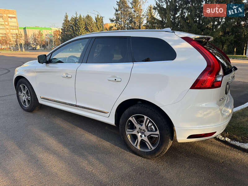 Позашляховик / Кросовер Volvo XC60 2013 в Рівному