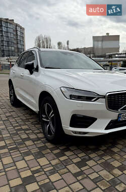 Внедорожник / Кроссовер Volvo XC60 2019 в Киеве