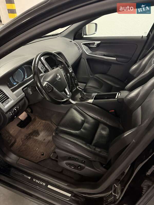 Внедорожник / Кроссовер Volvo XC60 2013 в Киеве фото 6 Внедорожник / Кроссовер Volvo XC60 2013 в Киеве