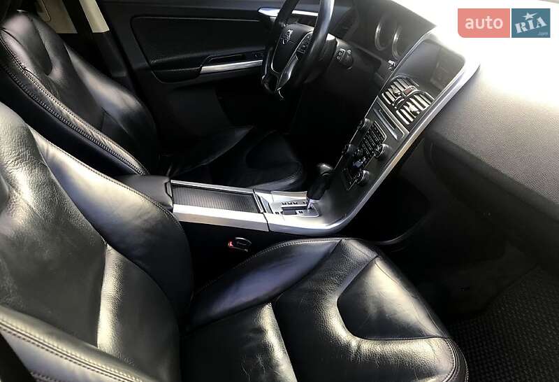 Позашляховик / Кросовер Volvo XC60 2011 в Богодухіву фото 7 Позашляховик / Кросовер Volvo XC60 2011 в Богодухіву