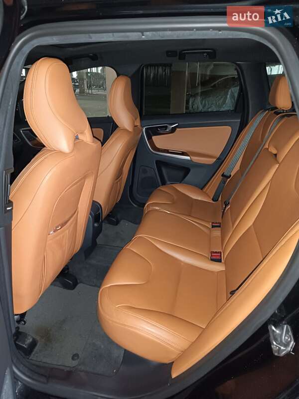 Внедорожник / Кроссовер Volvo XC60 2014 в Одессе фото 16 Внедорожник / Кроссовер Volvo XC60 2014 в Одессе