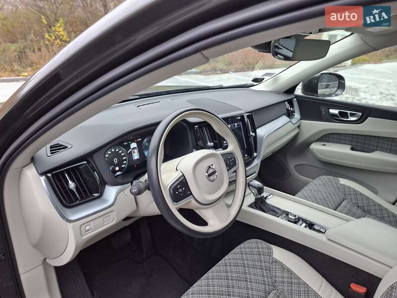 Внедорожник / Кроссовер Volvo XC60 2020 в Бережанах