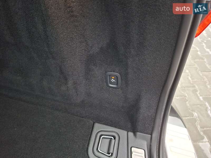 Внедорожник / Кроссовер Volvo XC60 2020 в Бережанах