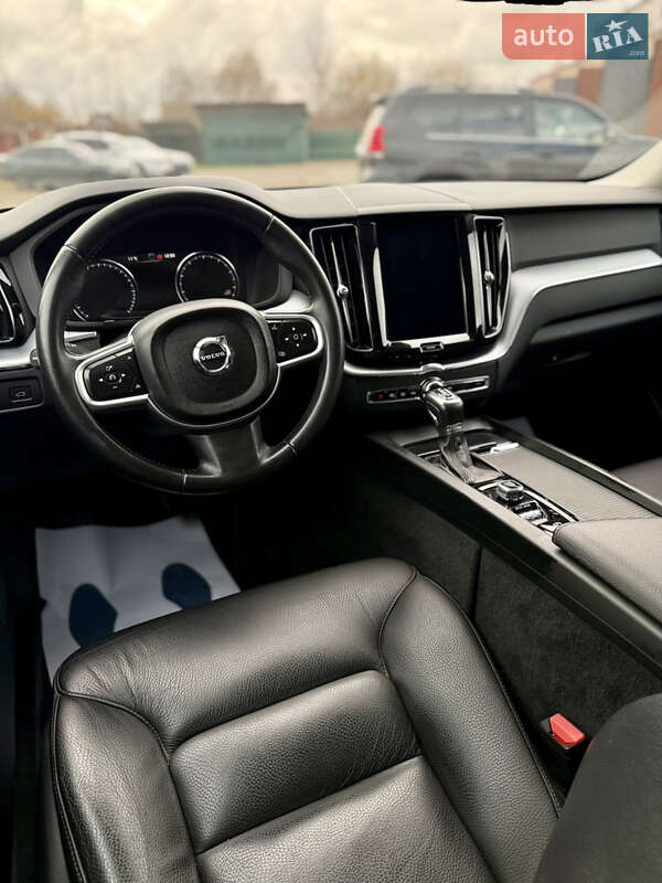 Внедорожник / Кроссовер Volvo XC60 2018 в Коломые