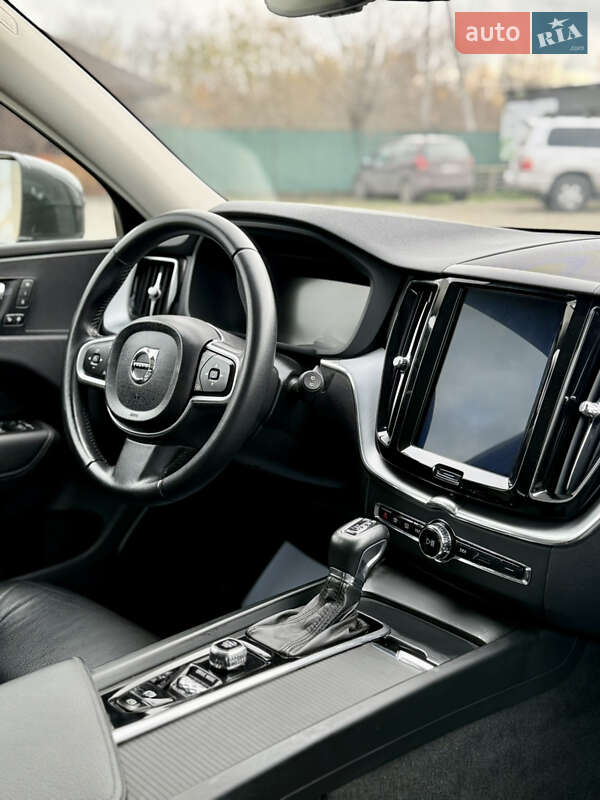 Внедорожник / Кроссовер Volvo XC60 2018 в Коломые