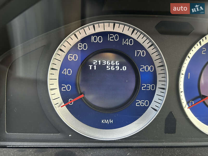 Позашляховик / Кросовер Volvo XC60 2011 в Луцьку фото 17 Позашляховик / Кросовер Volvo XC60 2011 в Луцьку