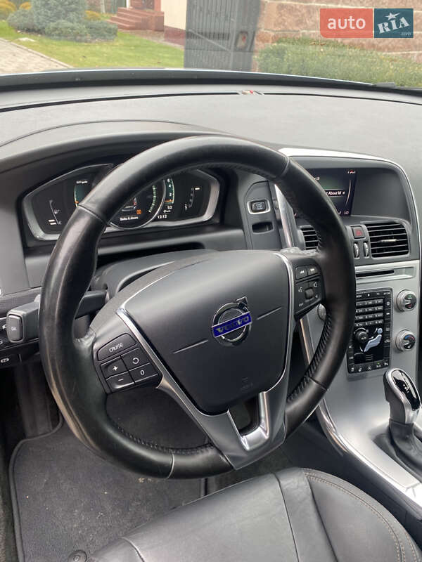 Внедорожник / Кроссовер Volvo XC60 2017 в Ровно фото 6 Внедорожник / Кроссовер Volvo XC60 2017 в Ровно