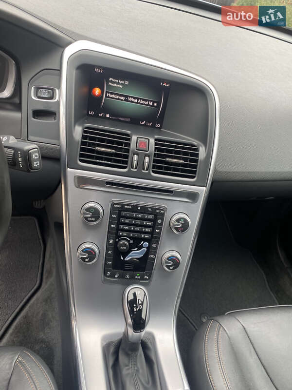 Внедорожник / Кроссовер Volvo XC60 2017 в Ровно фото 11 Внедорожник / Кроссовер Volvo XC60 2017 в Ровно