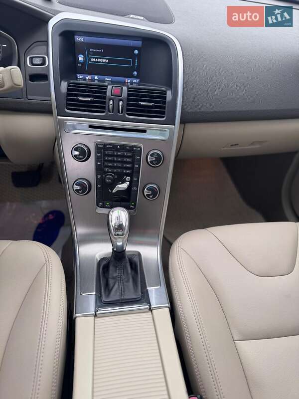 Внедорожник / Кроссовер Volvo XC60 2012 в Киеве фото 40 Внедорожник / Кроссовер Volvo XC60 2012 в Киеве