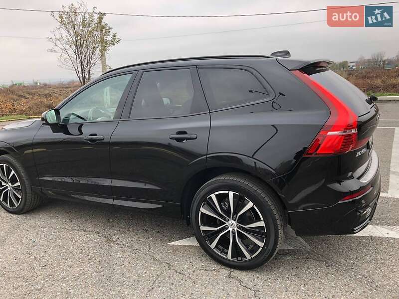 Позашляховик / Кросовер Volvo XC60 2022 в Чернівцях