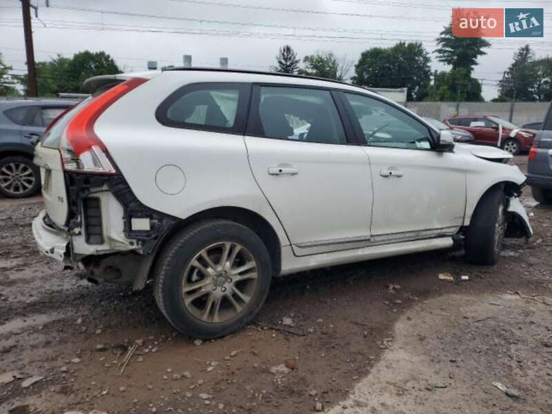 Позашляховик / Кросовер Volvo XC60 2015 в Львові фото 5 Позашляховик / Кросовер Volvo XC60 2015 в Львові