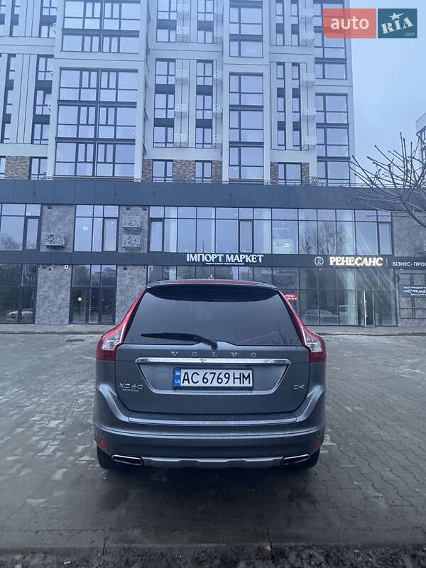 Внедорожник / Кроссовер Volvo XC60 2016 в Луцке