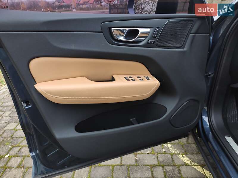 Позашляховик / Кросовер Volvo XC60 2020 в Нововолинську