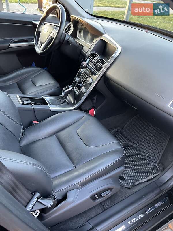 Внедорожник / Кроссовер Volvo XC60 2014 в Львове