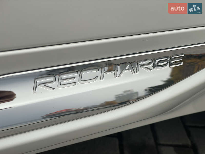 Позашляховик / Кросовер Volvo XC60 2024 в Дніпрі