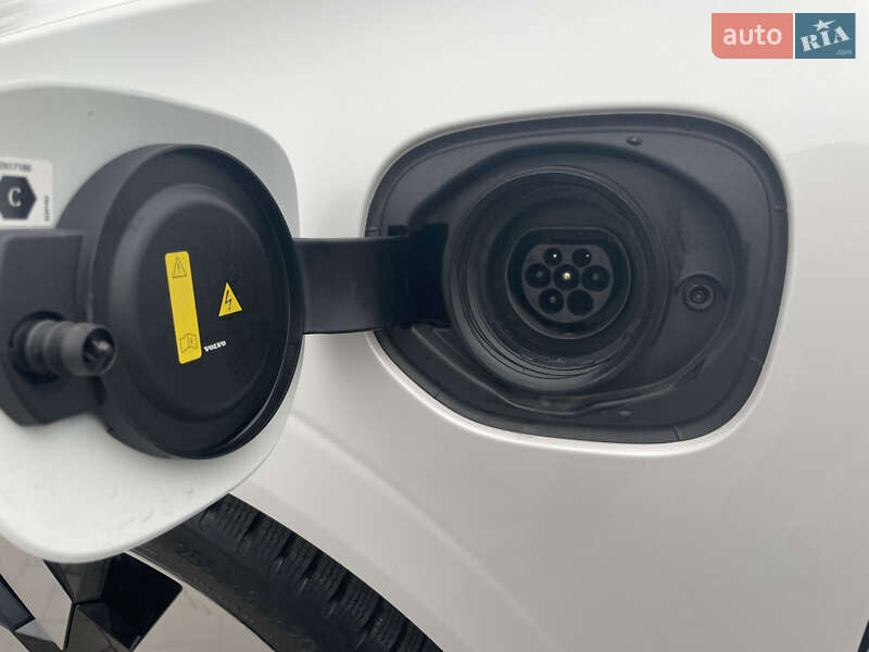 Позашляховик / Кросовер Volvo XC60 2024 в Дніпрі