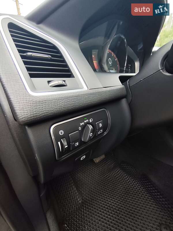 Позашляховик / Кросовер Volvo XC60 2015 в Стрию