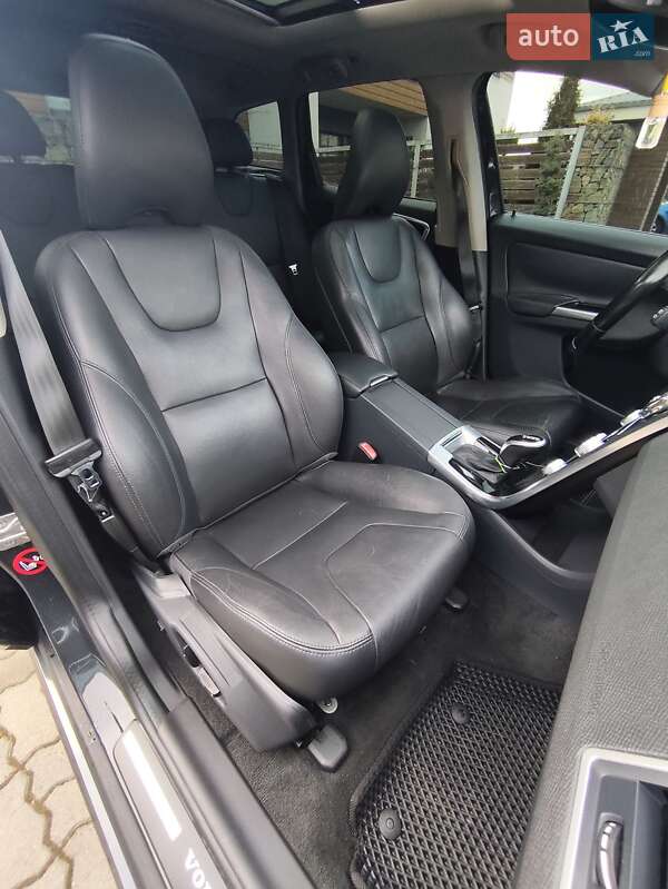 Позашляховик / Кросовер Volvo XC60 2015 в Стрию