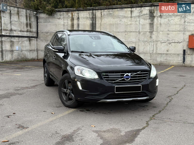 Внедорожник / Кроссовер Volvo XC60 2015 в Ровно