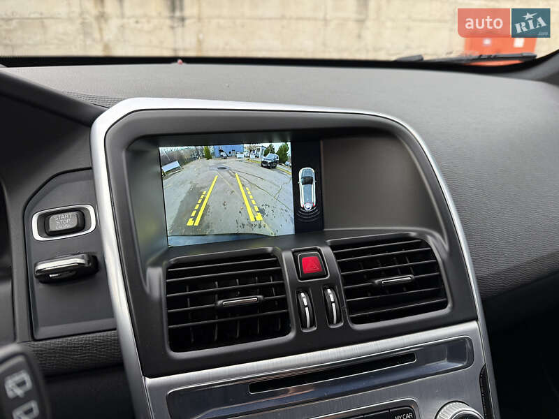 Внедорожник / Кроссовер Volvo XC60 2015 в Ровно