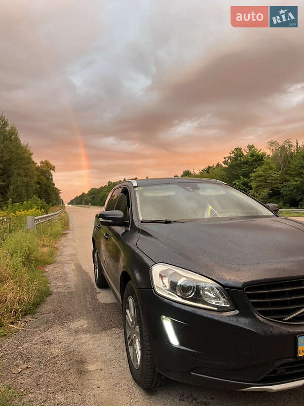 Позашляховик / Кросовер Volvo XC60 2017 в Києві