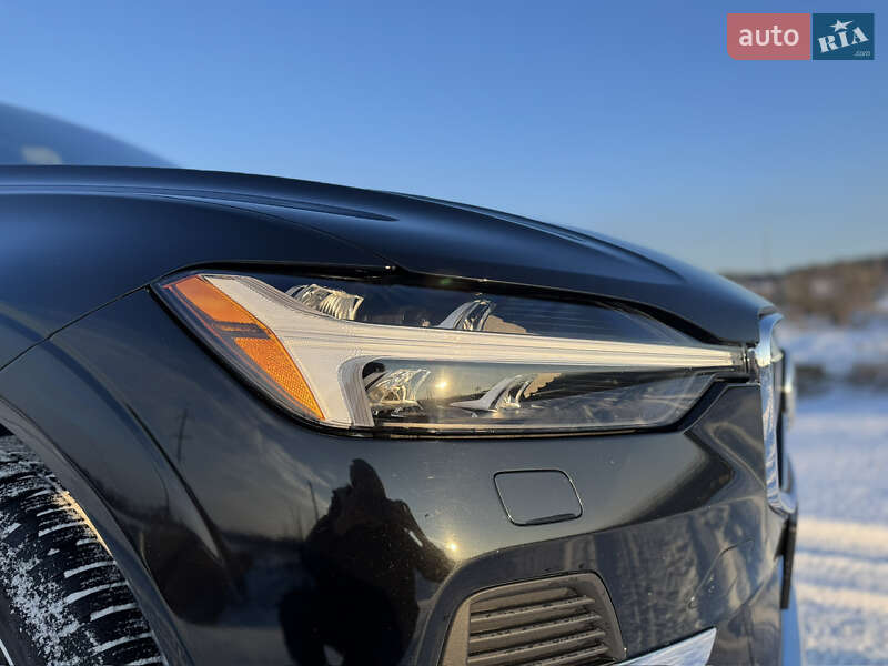 Внедорожник / Кроссовер Volvo XC60 2022 в Ирпене