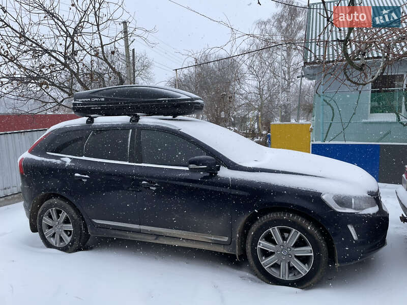 Позашляховик / Кросовер Volvo XC60 2017 в Києві