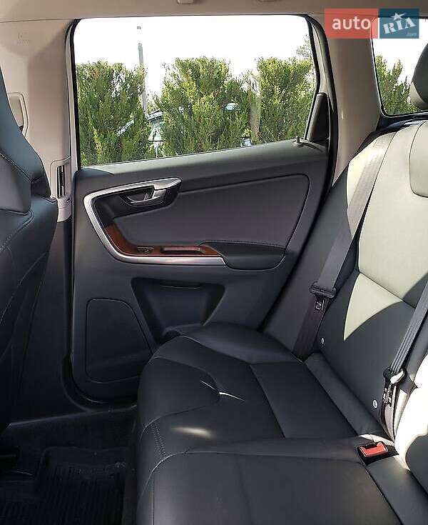 Позашляховик / Кросовер Volvo XC60 2016 в Івано-Франківську фото 6 Позашляховик / Кросовер Volvo XC60 2016 в Івано-Франківську