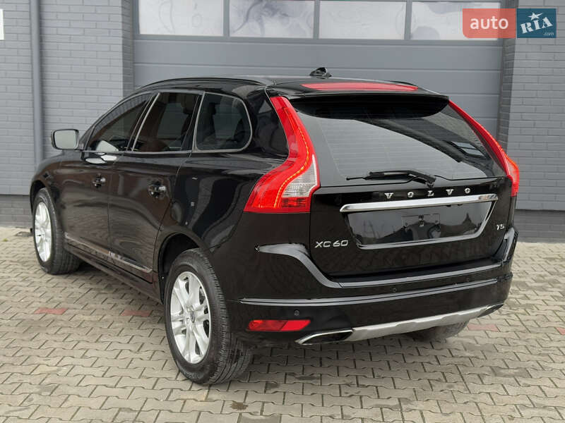 Позашляховик / Кросовер Volvo XC60 2015 в Луцьку