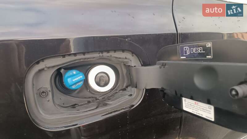 Внедорожник / Кроссовер Volvo XC60 2019 в Львове