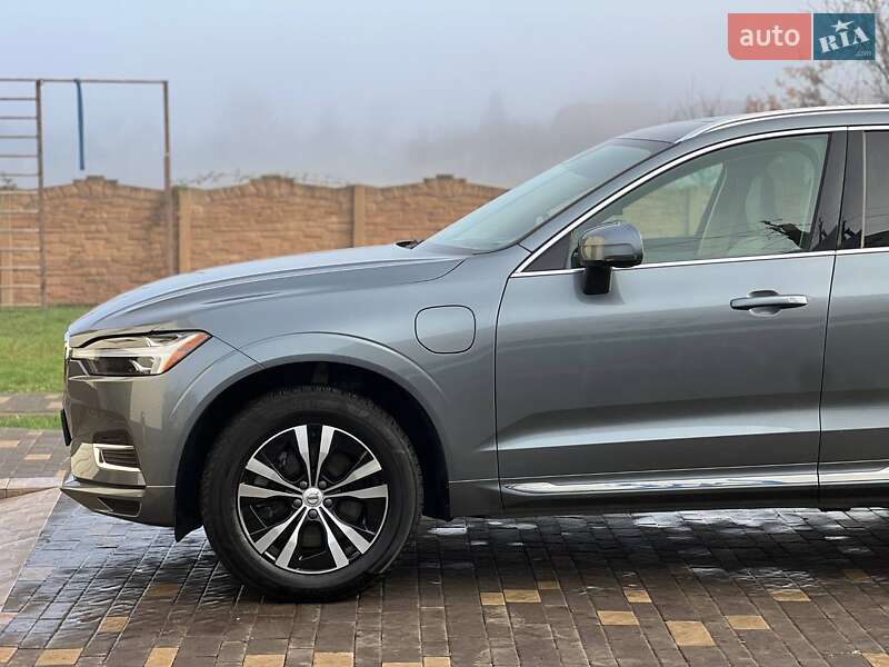 Позашляховик / Кросовер Volvo XC60 2021 в Івано-Франківську