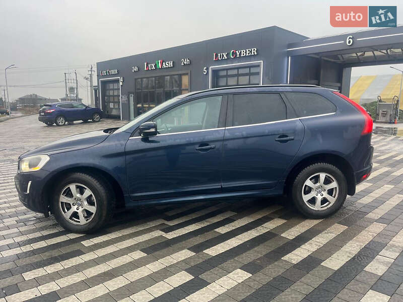 Внедорожник / Кроссовер Volvo XC60 2013 в Оброшином