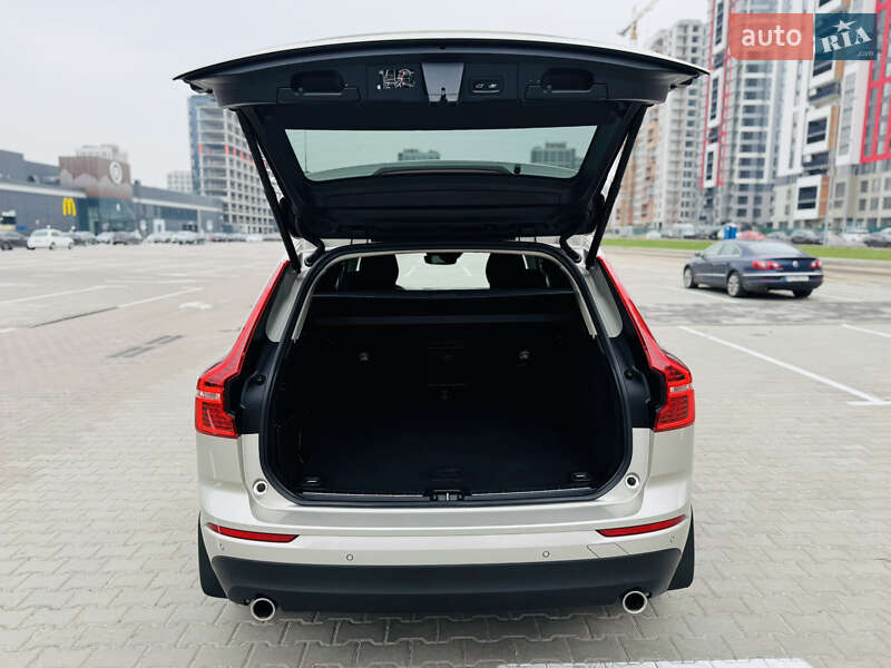 Позашляховик / Кросовер Volvo XC60 2020 в Лохвиці