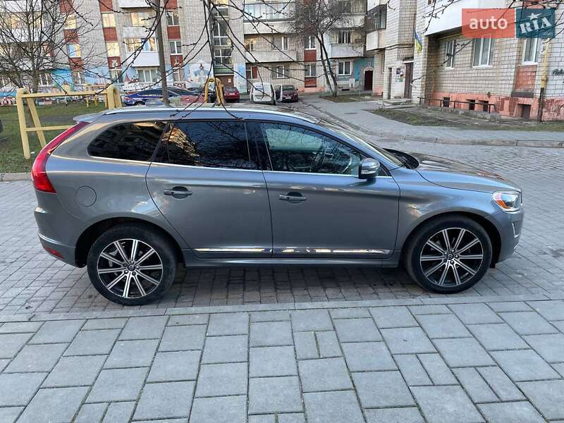 Внедорожник / Кроссовер Volvo XC60 2017 в Львове