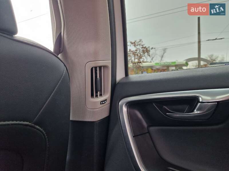 Позашляховик / Кросовер Volvo XC60 2015 в Кропивницькому