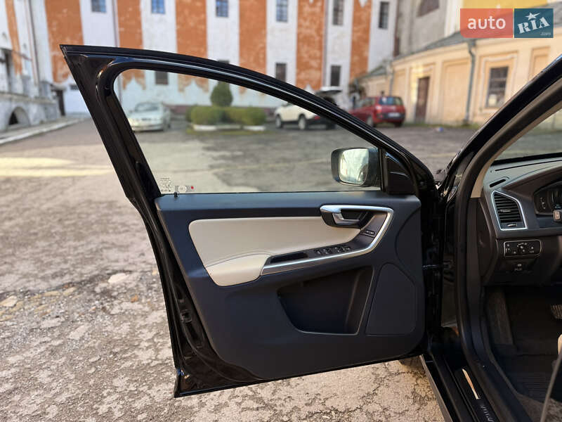 Внедорожник / Кроссовер Volvo XC60 2014 в Тернополе фото 114 Внедорожник / Кроссовер Volvo XC60 2014 в Тернополе